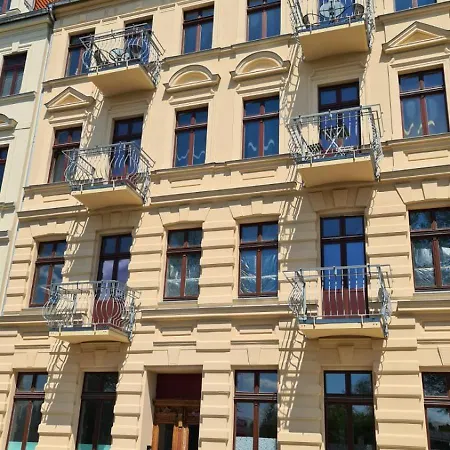 Fw 80 - In Bahnhofs- Und Stadtnaehe Apartment