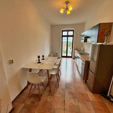 Fw 80 - In Bahnhofs- Und Stadtnaehe