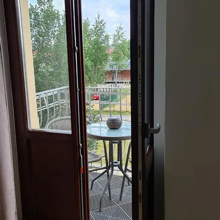 Fw 80 - In Bahnhofs- Und Stadtnaehe *